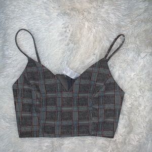 Cropped zip up back shirt